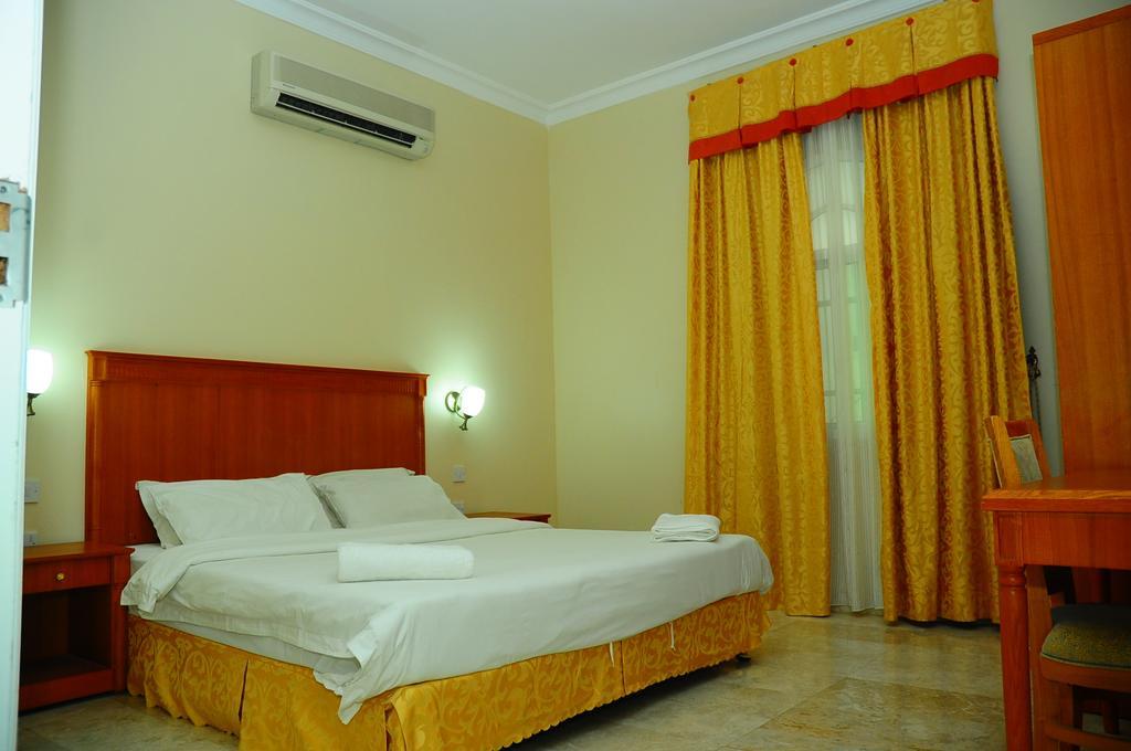 Al Faisal Hotel Suites Sur Dış mekan fotoğraf