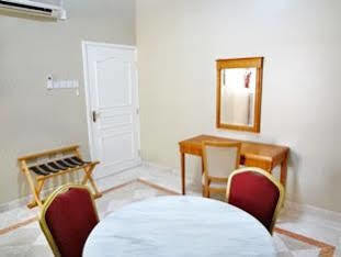 Al Faisal Hotel Suites Sur Dış mekan fotoğraf